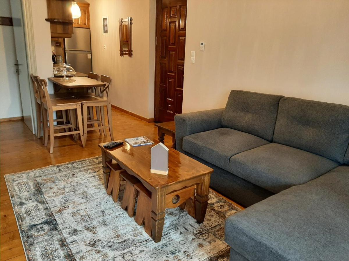 Δημητσανασ Τοποσ Νύμφη Δάφνη Appartement Dimitsana Buitenkant foto